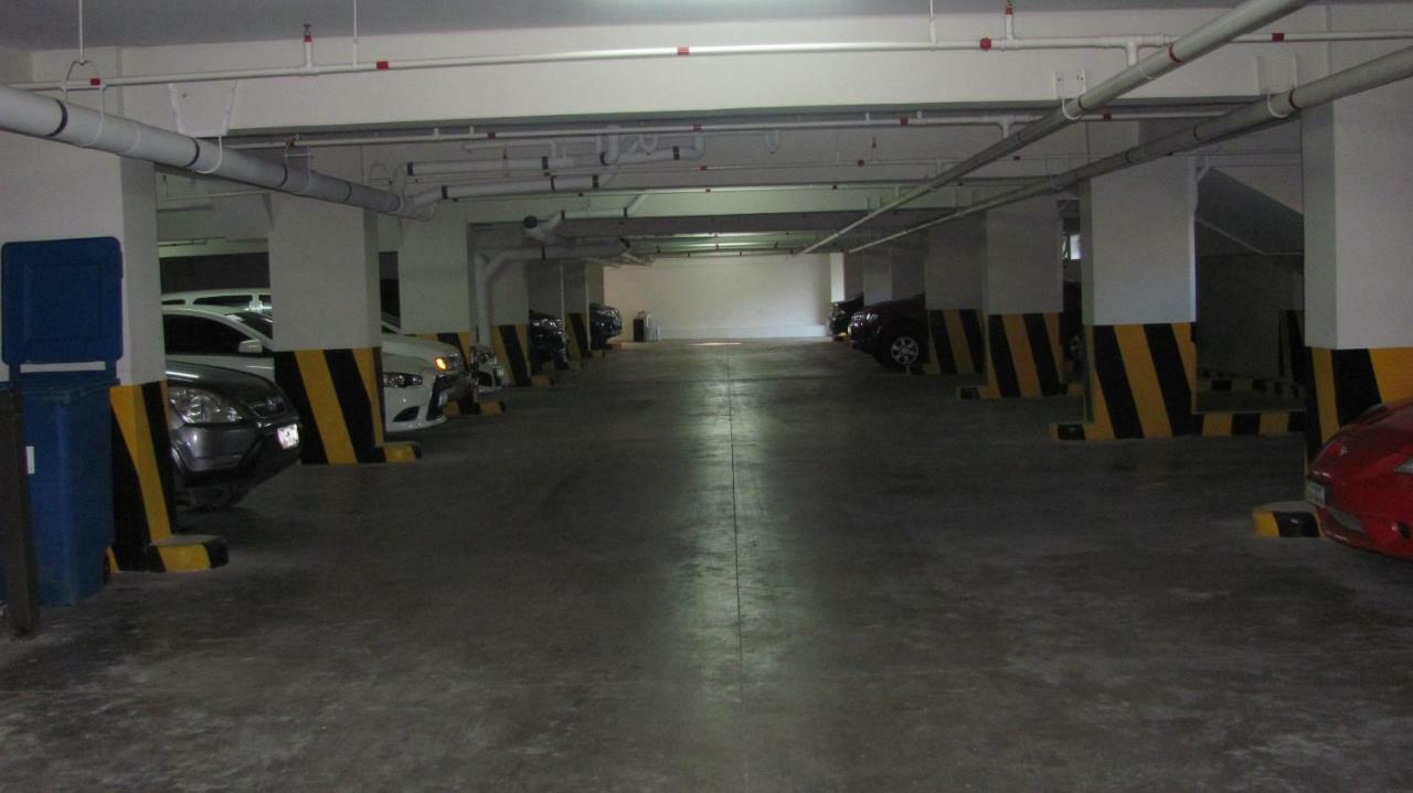 Two - 2Br Condo In The Heart Of Davao City מראה חיצוני תמונה